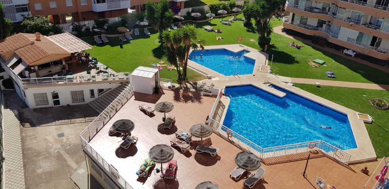 Nice Studio With Pool And Internet Fiber Torremolinos Bagian luar foto